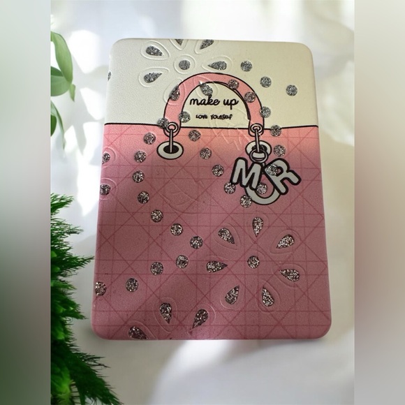 Accessories - Pink and White Makeup Mirror
